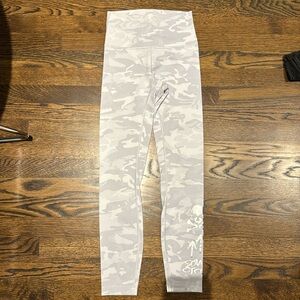 Lululemon x Soul Cycle Leggings with special logo - LIMITED EDITION & SOLD OUT